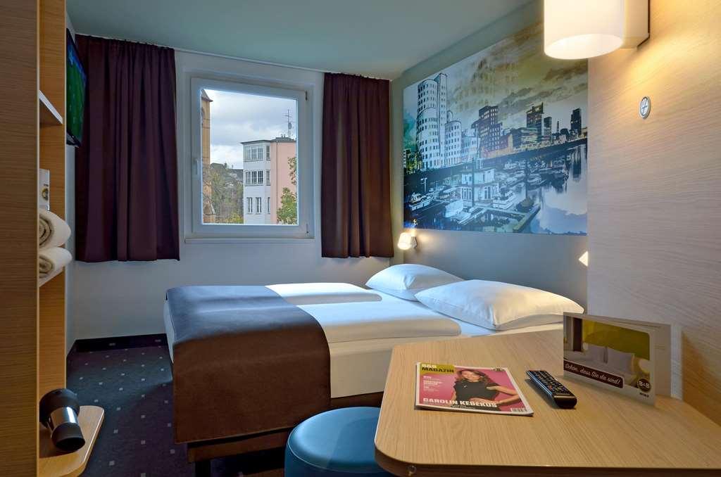 B&B Hotel Duesseldorf City-Sued Chambre photo