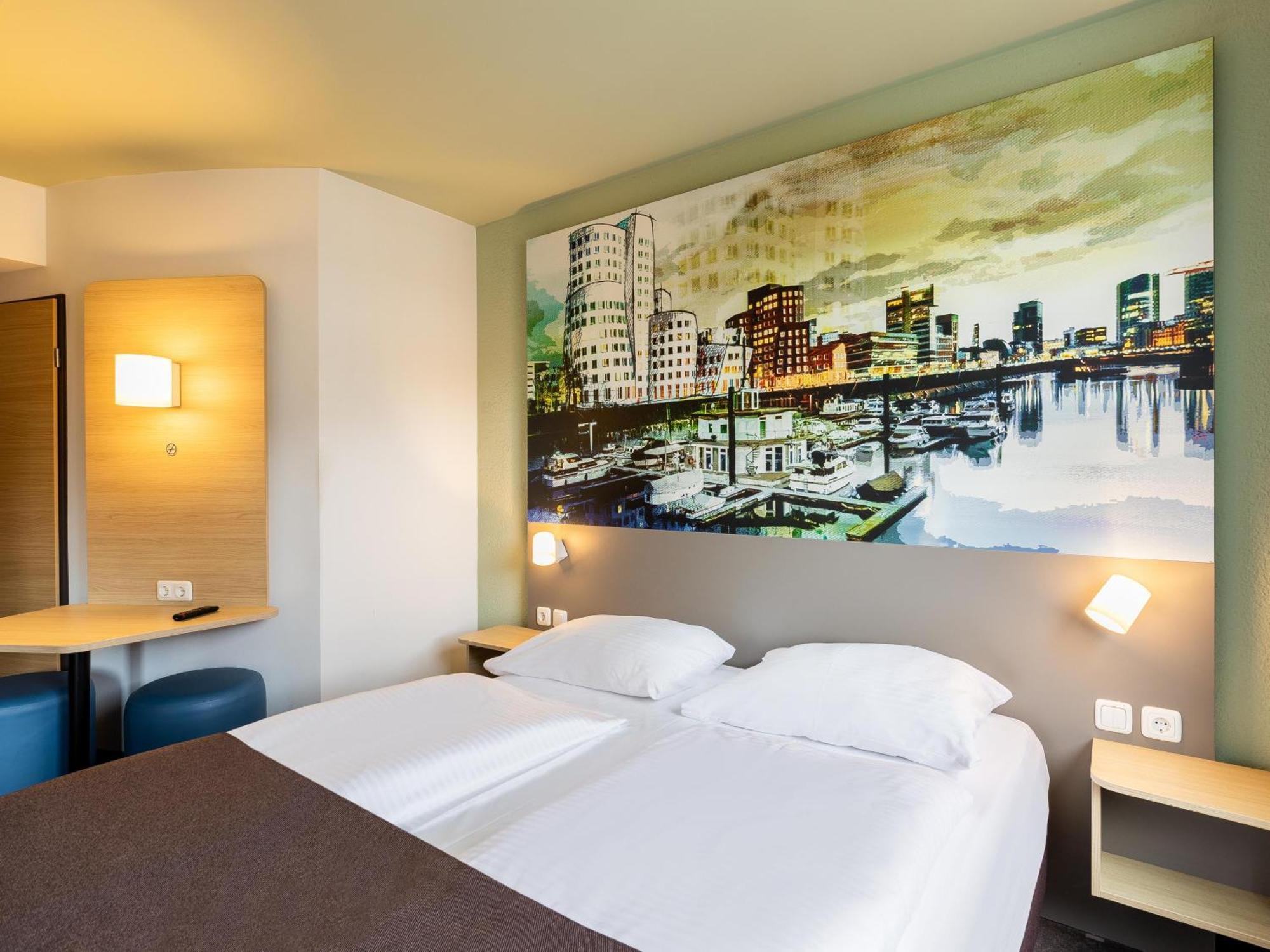 B&B Hotel Duesseldorf City-Sued Extérieur photo