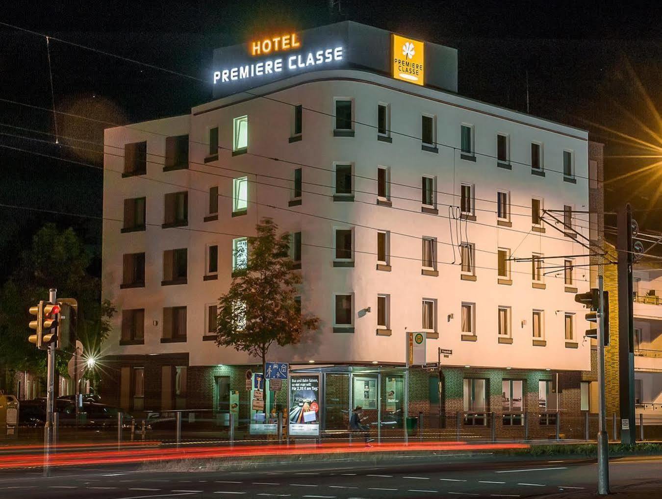 B&B Hotel Duesseldorf City-Sued Extérieur photo